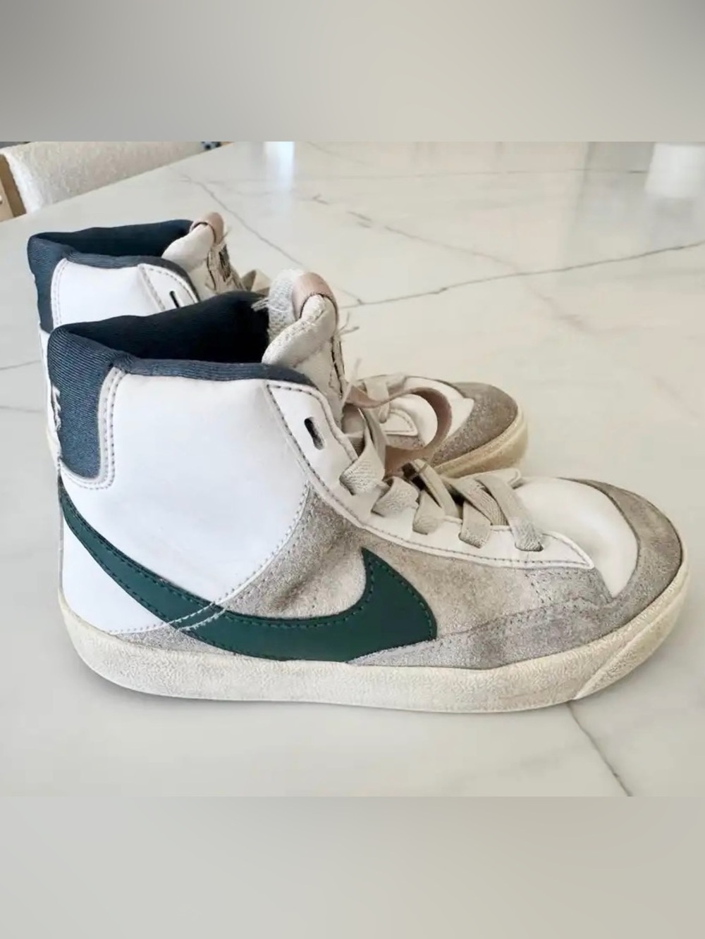 Nike Blazer Mid 77